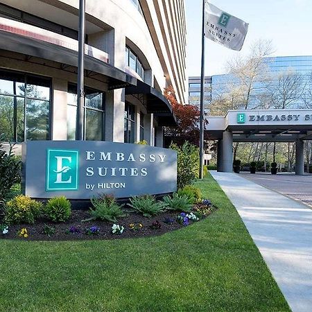 Embassy Suites By Hilton Bethesda Washington Dc Kültér fotó